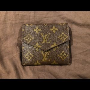 *SOLD* Authentic Louis Vuitton monogram wallet